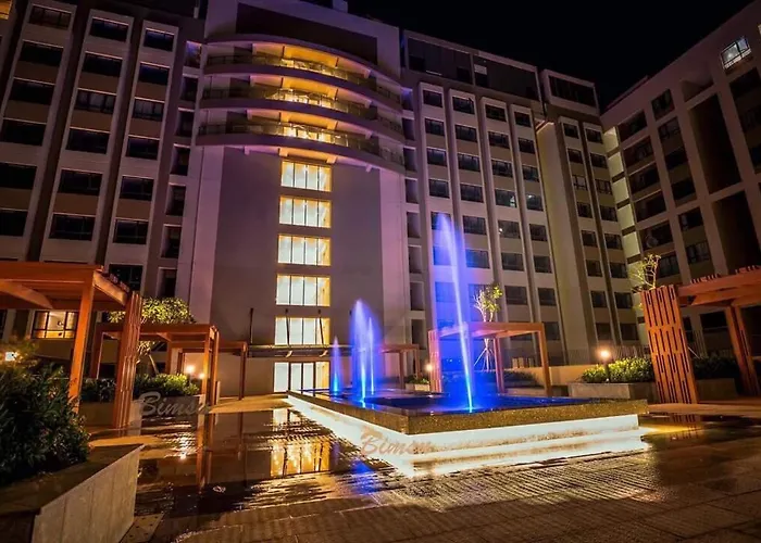 Luxury Gold Apartment 86 -Rooftop Pool Central City