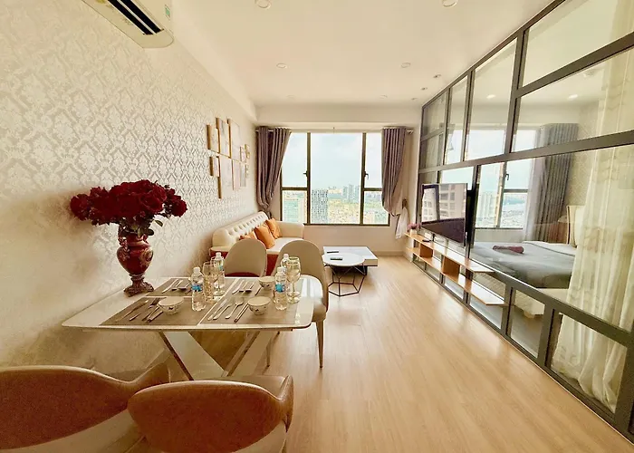 Citizen Apartment In Rivergate Building